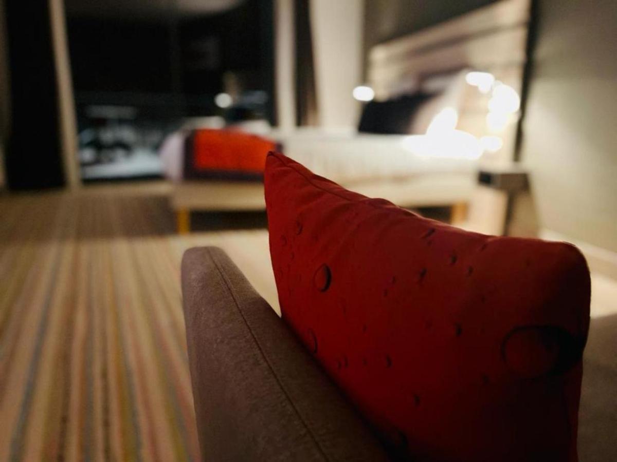 Au Coeur Des Bulles Hotel Loches-sur-Ource Buitenkant foto
